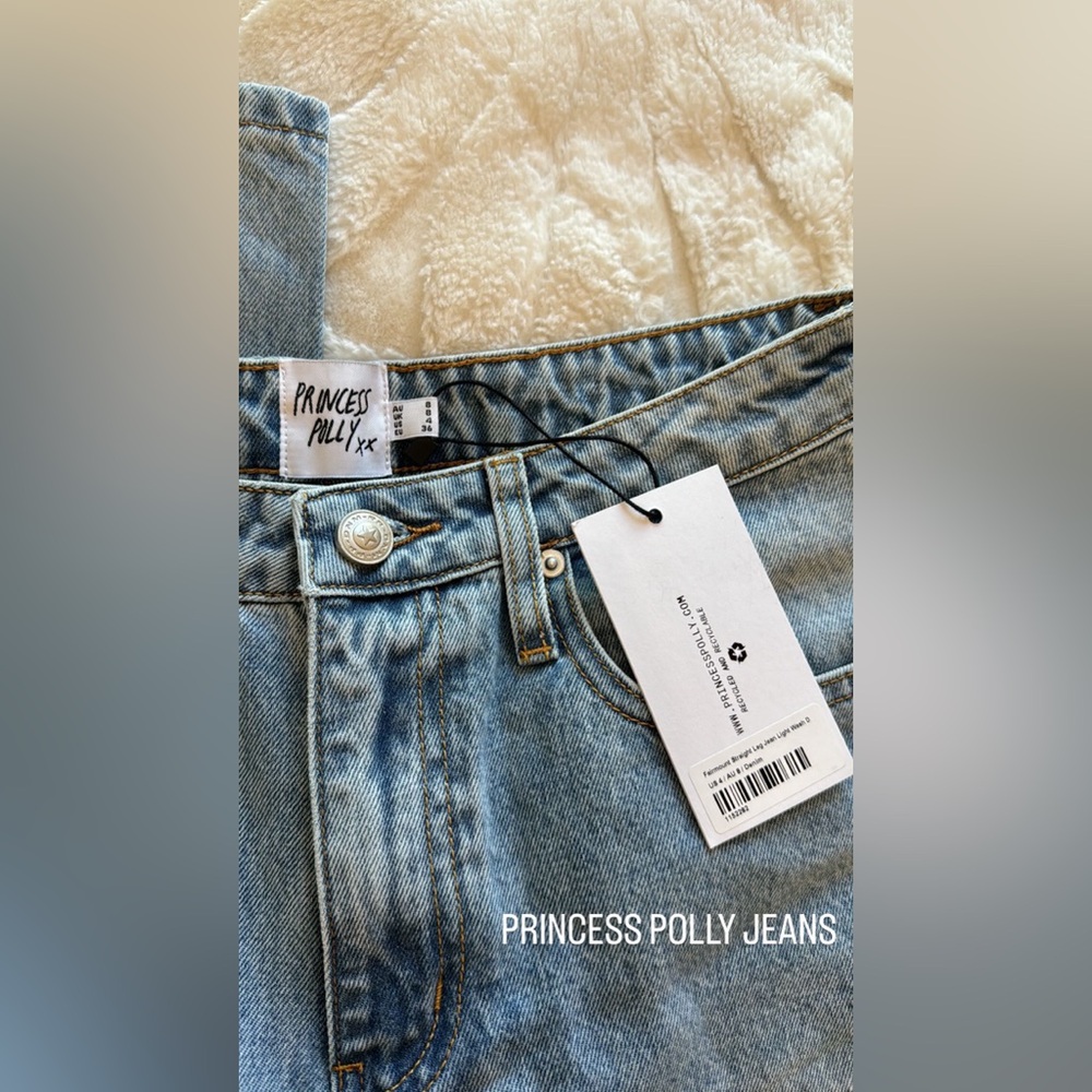 PRINCESS POLLY Fairmount
NWT
Straight Leg Jean Light wash Denim
